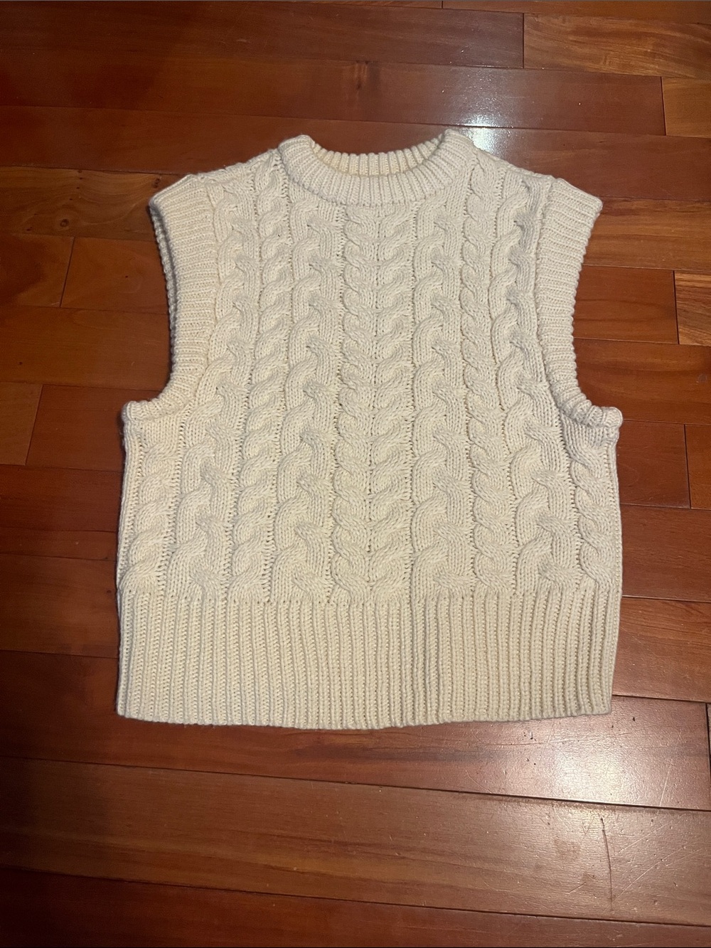 Sleeveless sweater